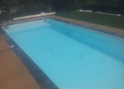 bordure de piscine