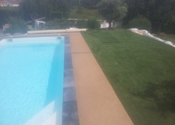 bordure de piscine