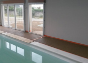 bordure de piscine